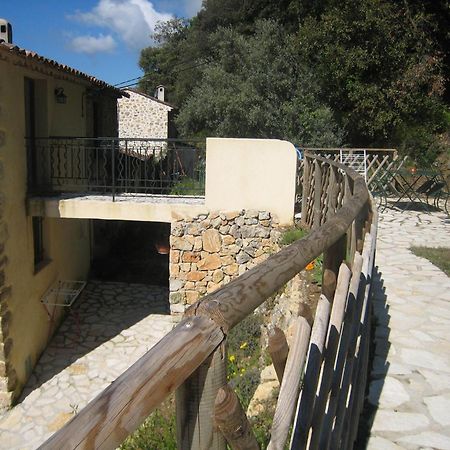 Les Gites Du Lac Montauroux Exterior foto